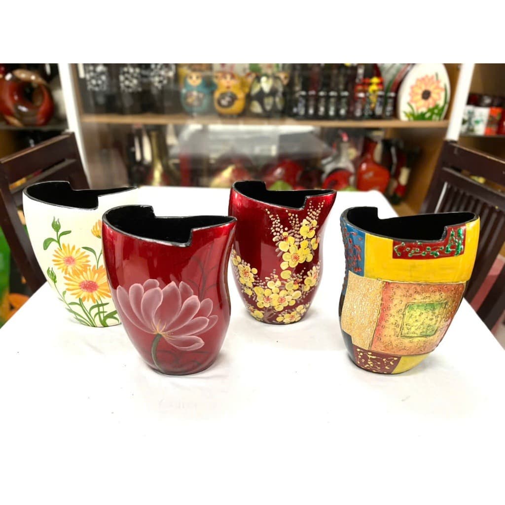Lacquer Vase Artistic Home Decor 24x18 cm Multicolor