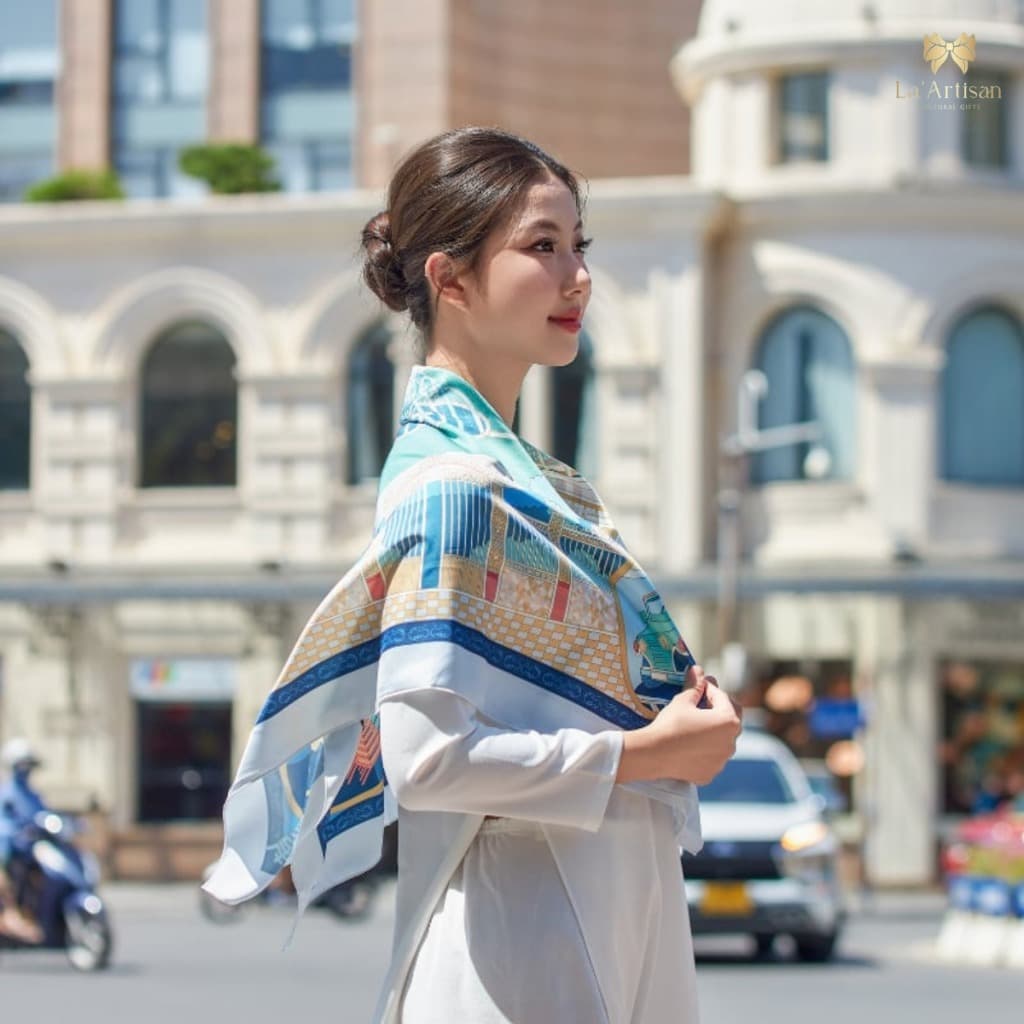 Silk Scarf Independence Palace Design 60x60cm Satin