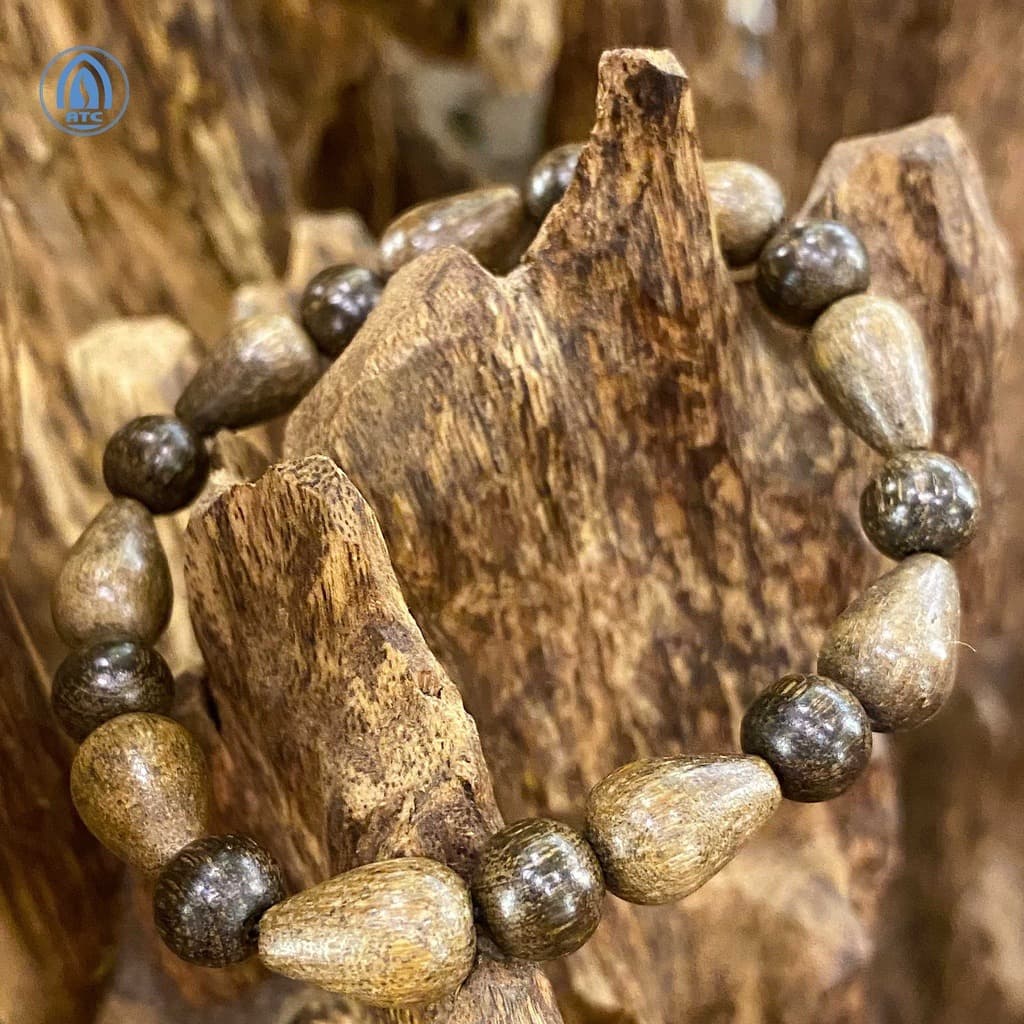 Premium Agarwood Bracelet Water Drop Beads Natural Aroma
